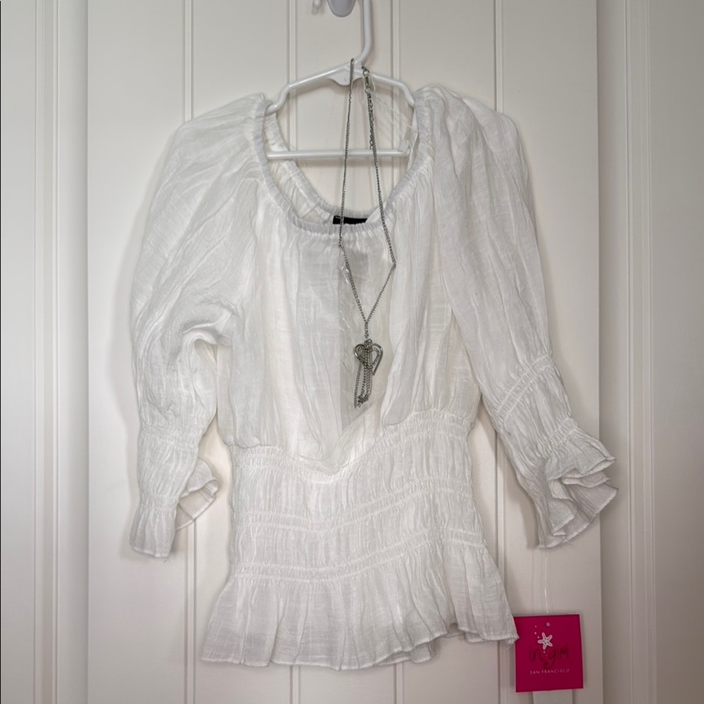 *NWT* White Smocked Puff Sleeve Blouse with Heart Necklace—Girls Medium